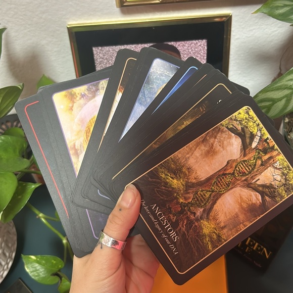 Oracle Deck - Picture 3 of 3